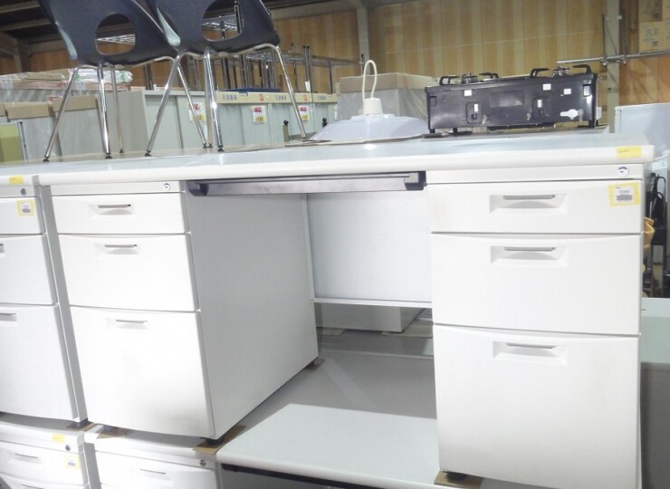 tt-00813