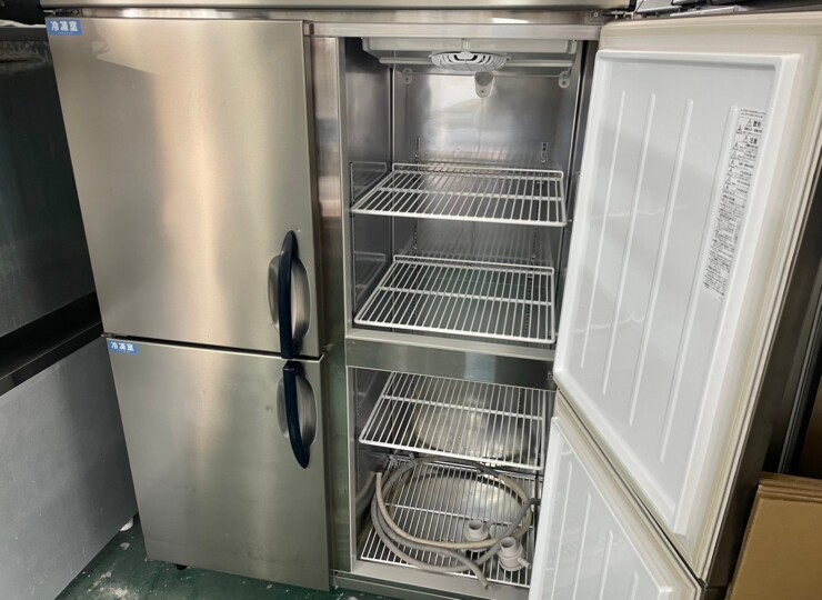 門真店 大和冷機 縦型4ドア冷凍冷蔵庫 三相200V 2017年製 | 奈良の厨房 