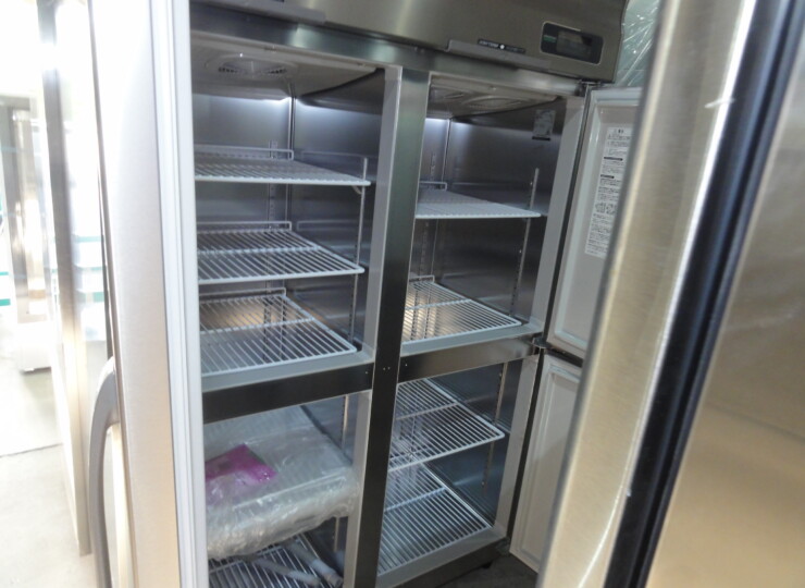 橿原店 ホシザキ 縦型4DR冷凍冷蔵庫 3相200V 2024年製 | 奈良の厨房